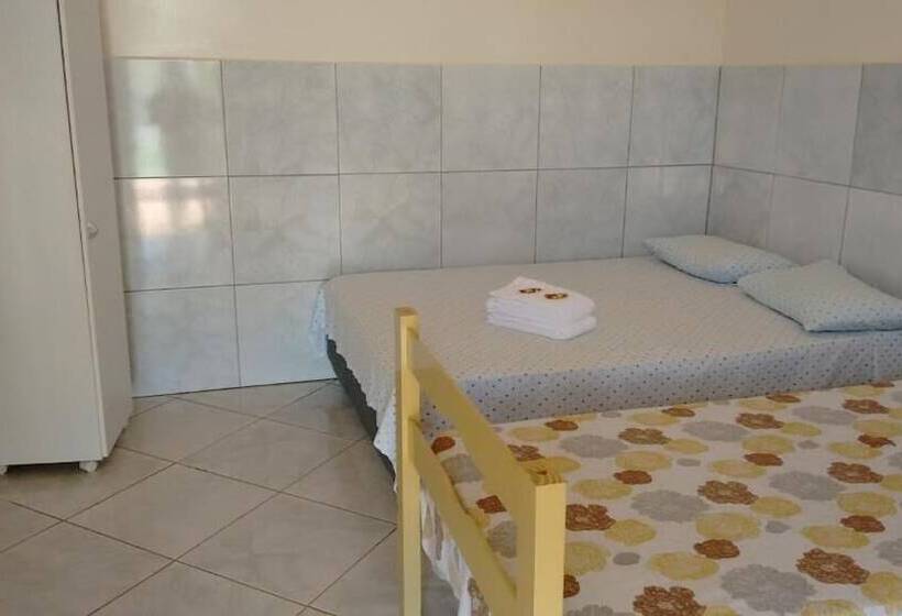 پانسیون Pousada Nathymar