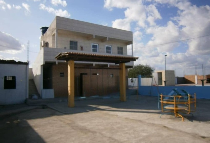 پانسیون Pousada Nathymar