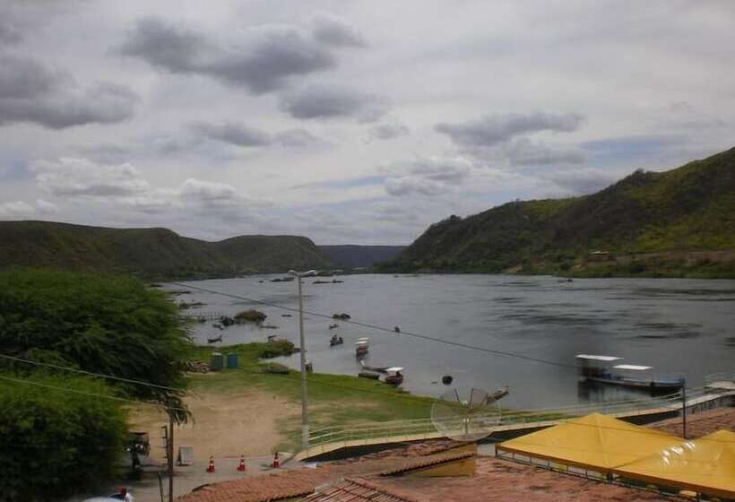 پانسیون Pousada Nathymar