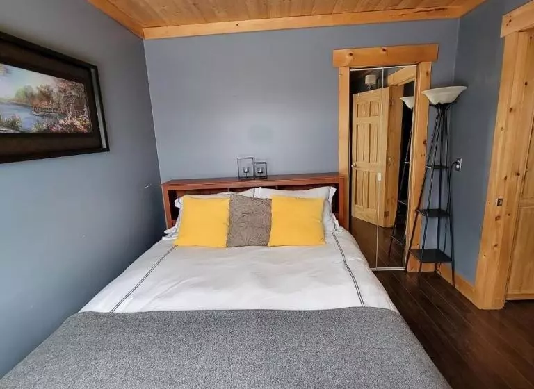 Retkeilymaja The Deer Lake Loft