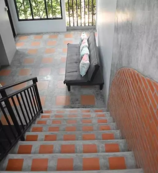 Isayarada Apartment