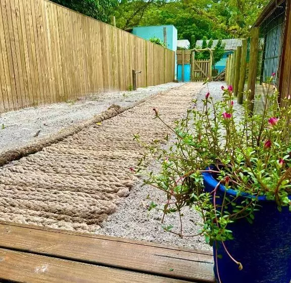 ペンション Casinha Na Ilha Do Mel   Pr