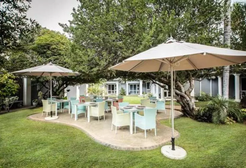 Majatalo Familia Guesthouse