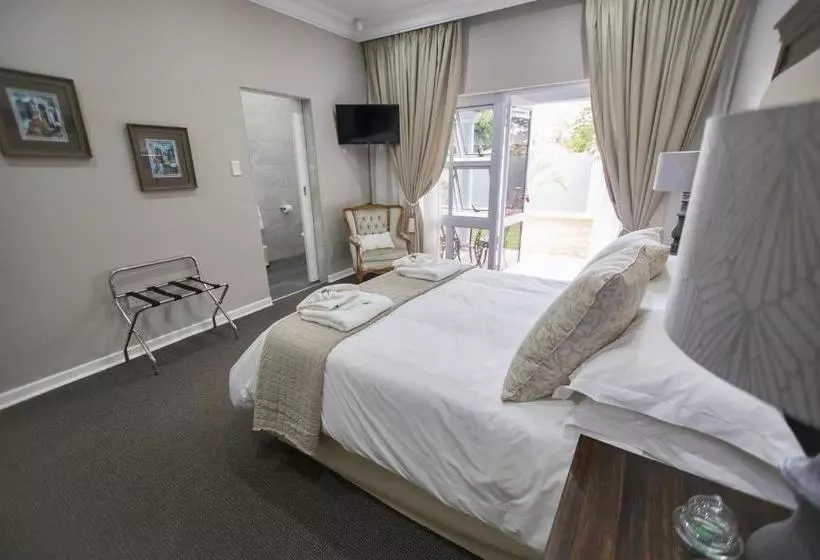 Majatalo Familia Guesthouse