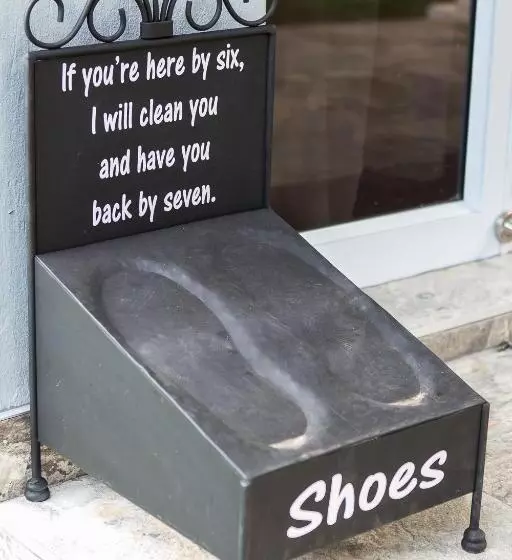 Majatalo Familia Guesthouse