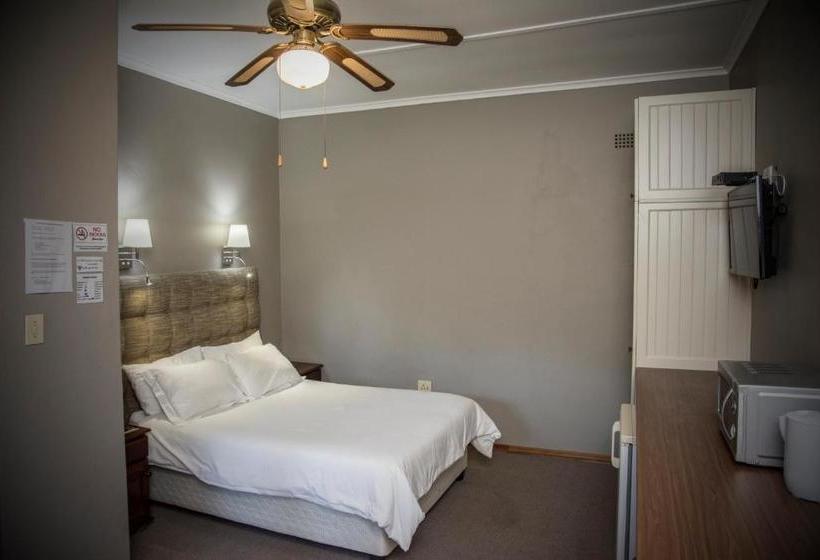 펜션 Gariep Country Lodge