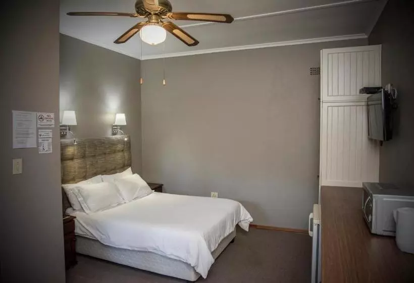 ペンション Gariep Country Lodge