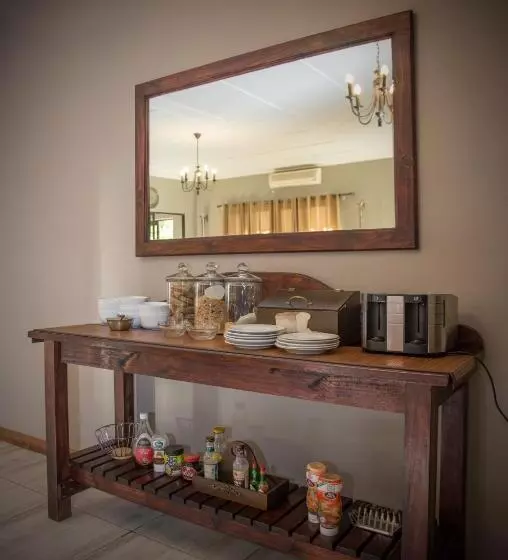 ペンション Gariep Country Lodge