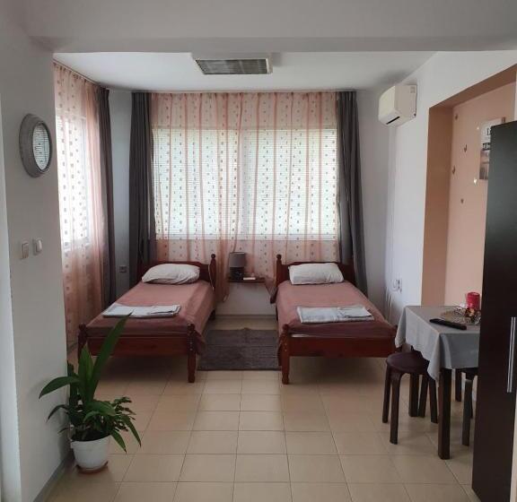 膳宿费 Rooms Lagat