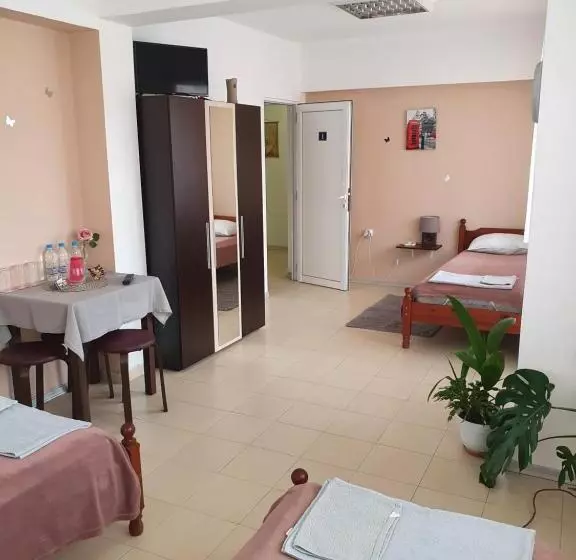 پانسیون Rooms Lagat