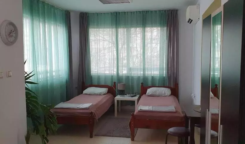 پانسیون Rooms Lagat
