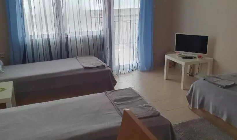 پانسیون Rooms Lagat