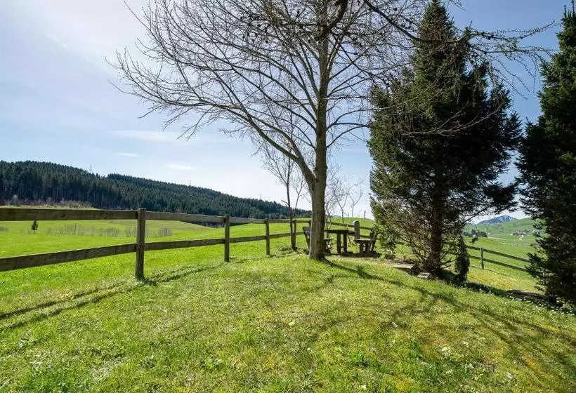 Retkeilymaja Ferienhotel Idyll Gais