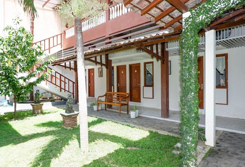 فندق Oyo 422 Achterhuis Residence