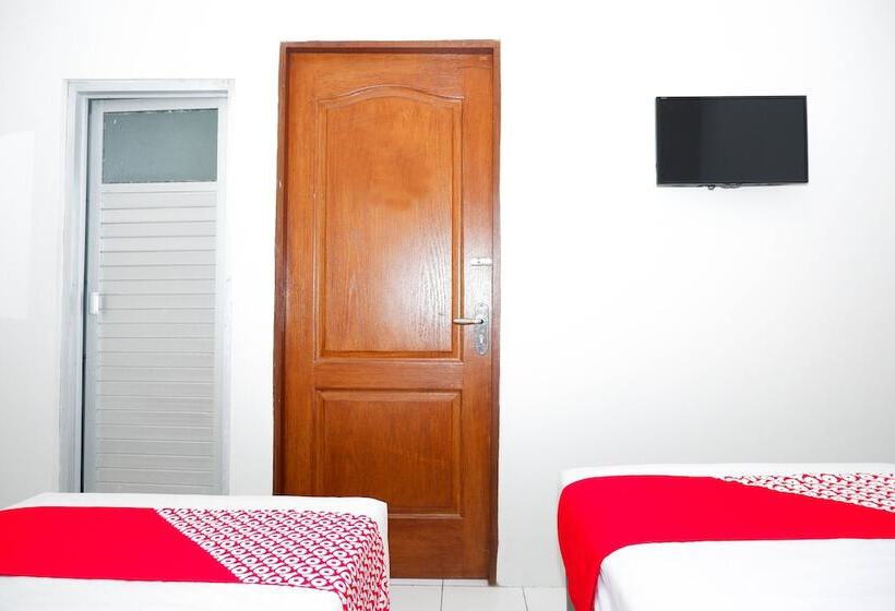 فندق Oyo 422 Achterhuis Residence