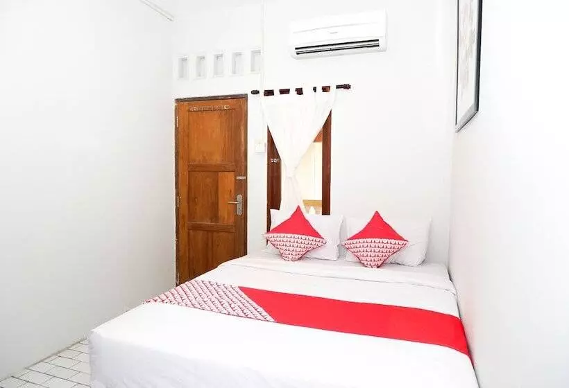 ホテル Oyo 422 Achterhuis Residence