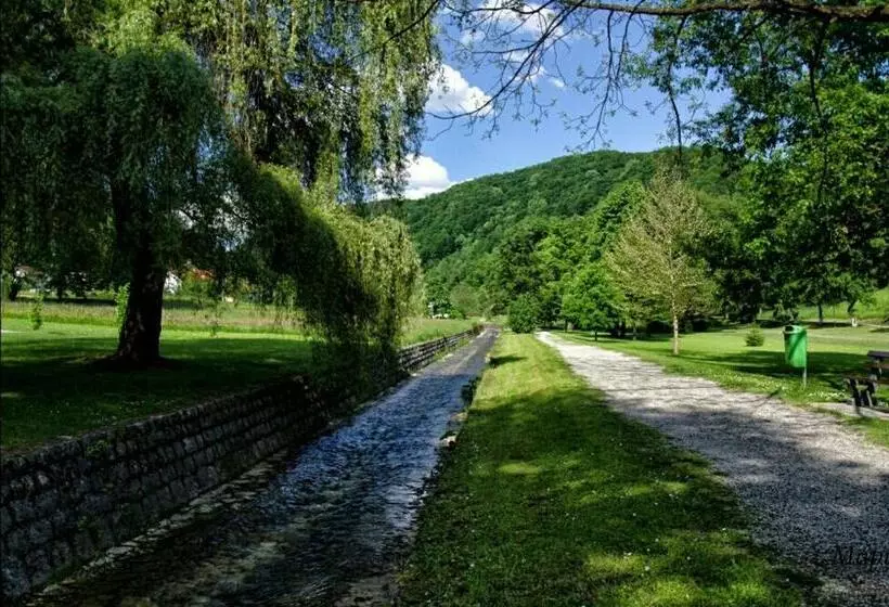 پانسیون Guesthouse Jelic