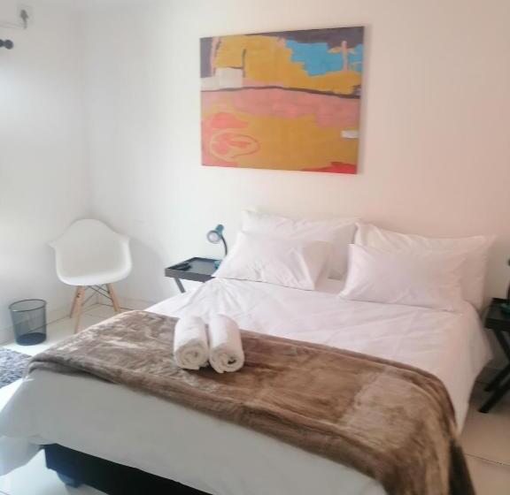 پانسیون Niilo's Guesthouse