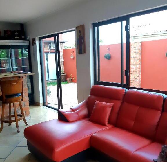 پانسیون Niilo's Guesthouse