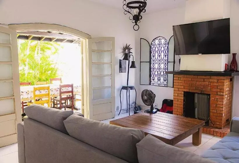 ペンション Pousada Doce Lar