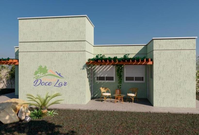 ペンション Pousada Doce Lar