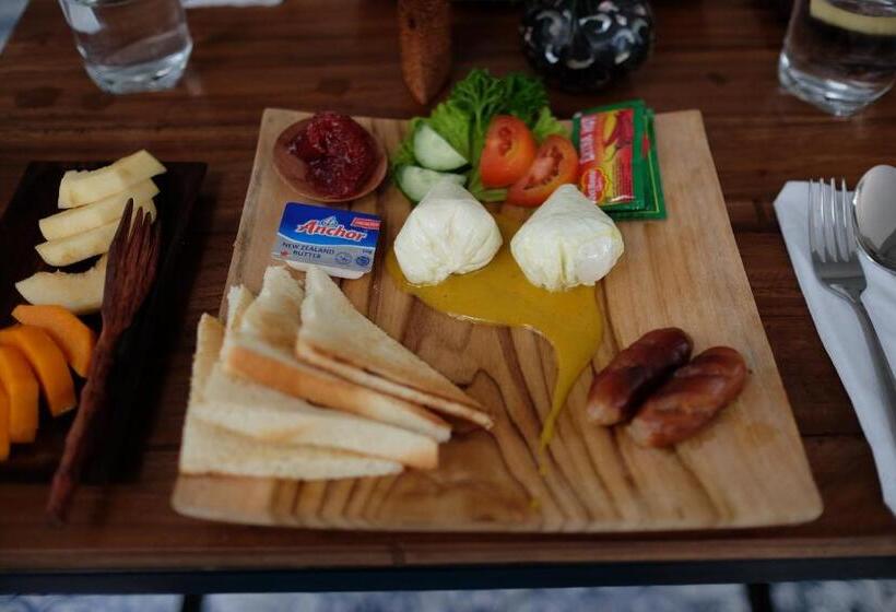 ペンション Semimpi