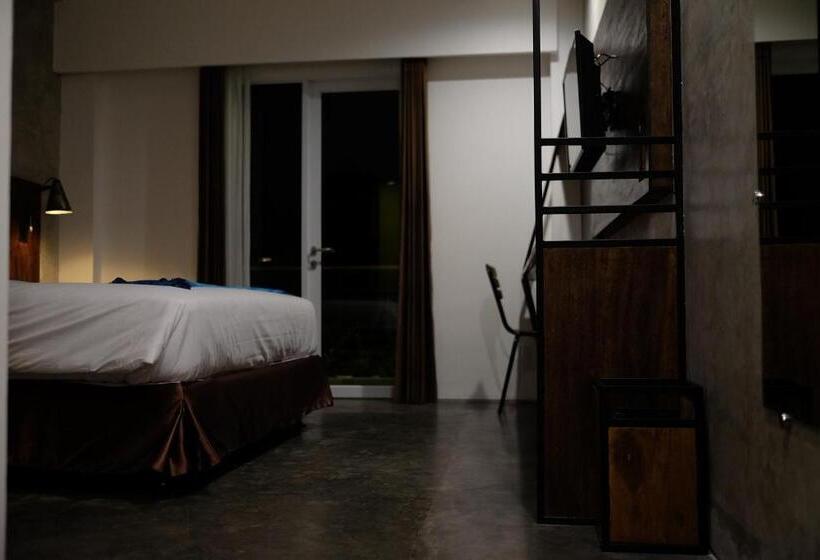 ペンション Semimpi