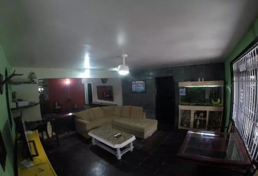 ペンション Rock N Hostel