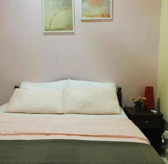 ペンション Ivory Home Stay & Self Catering Guest House