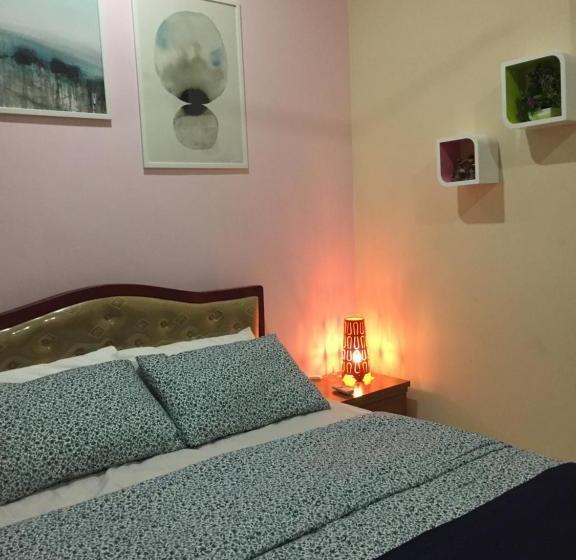 ペンション Ivory Home Stay & Self Catering Guest House