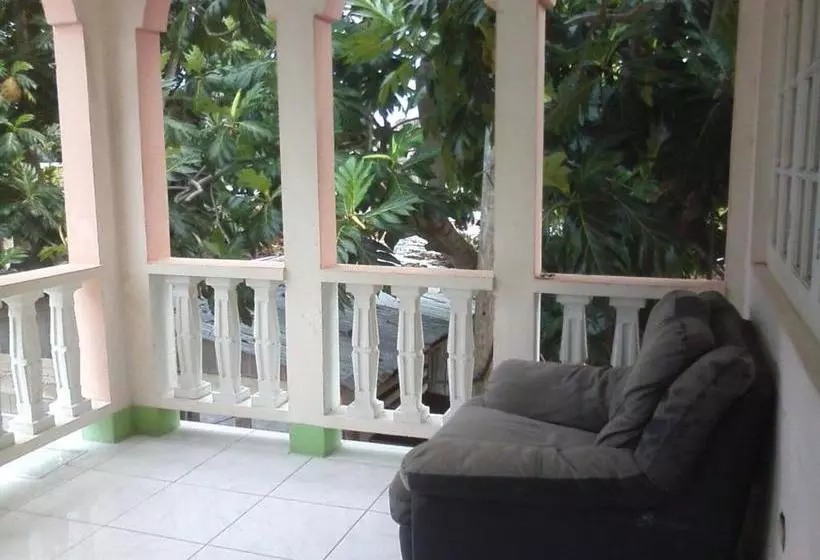 پانسیون G&r Guesthouse