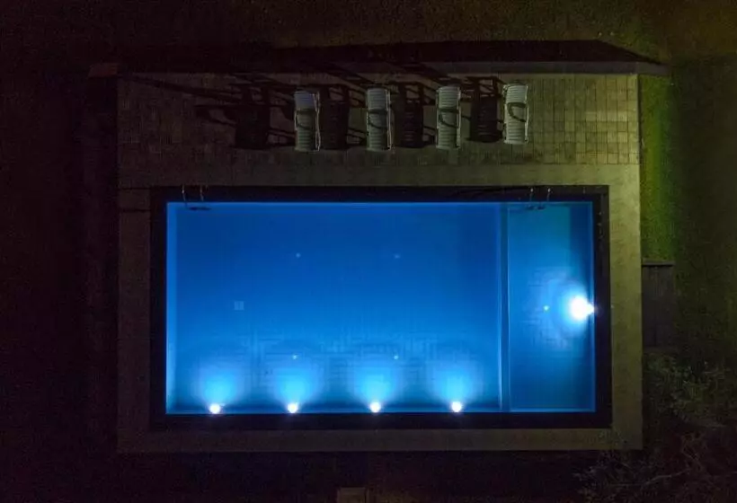 پانسیون Pivisuma Lodge