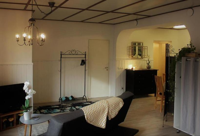 Alberg Helmin Kortteeri