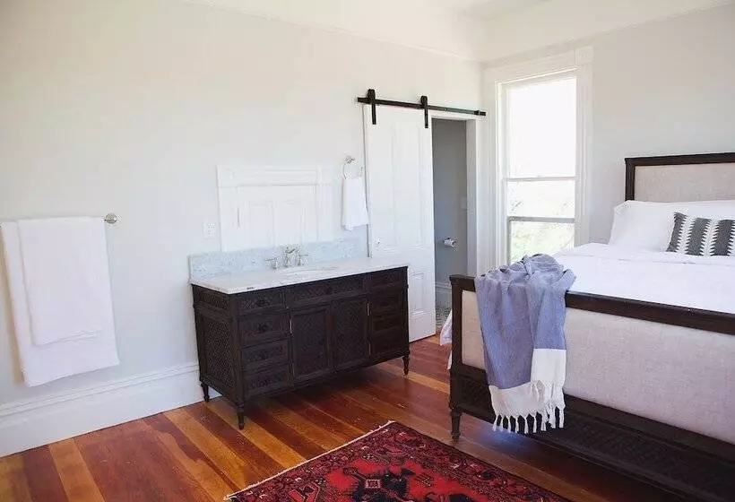 Retkeilymaja Park Victorian