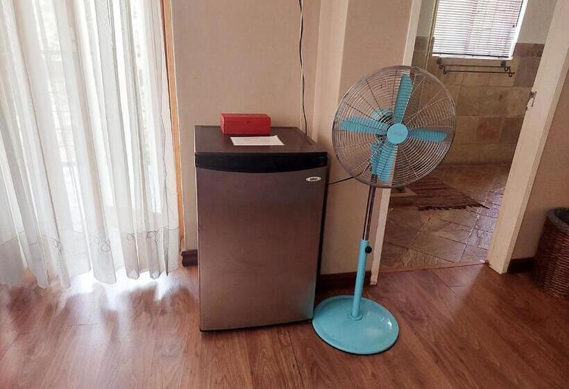 Pension Adorable Designs