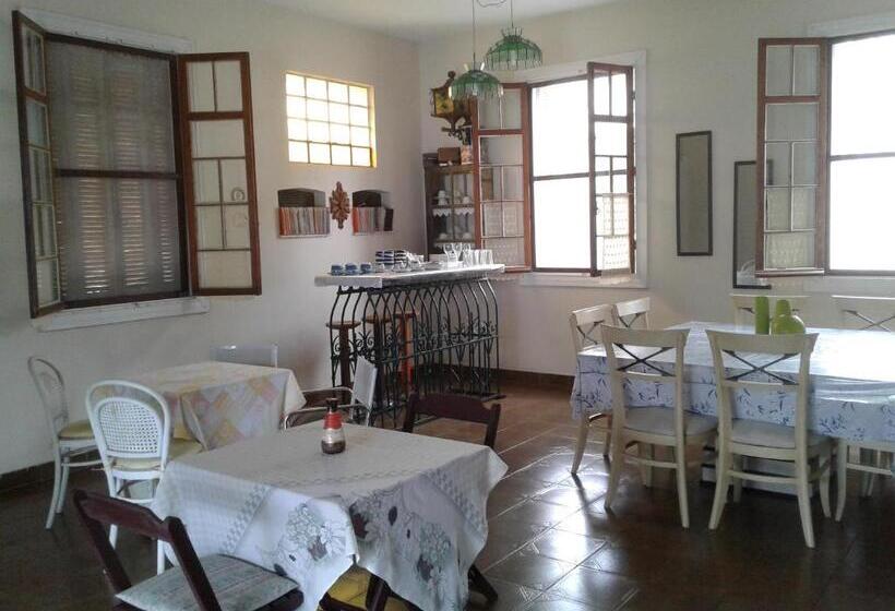 펜션 Pousada Chateau Sophie