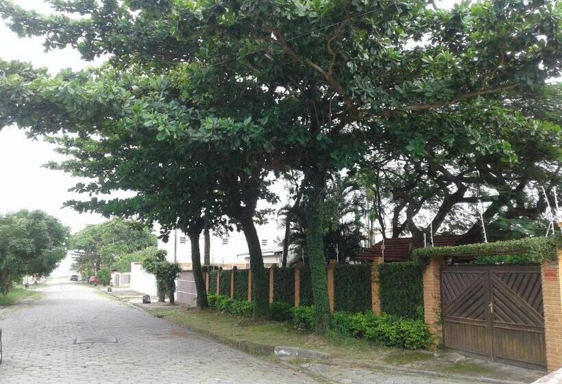 펜션 Pousada Chateau Sophie