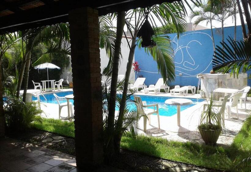 펜션 Pousada Chateau Sophie