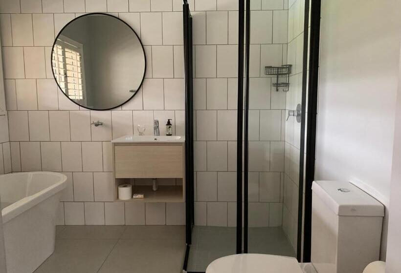 بنسيون Springside House