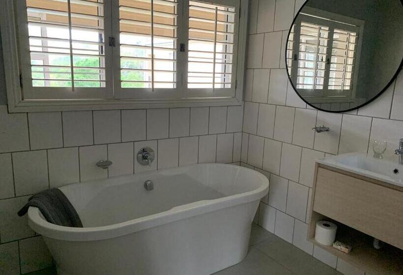 بنسيون Springside House