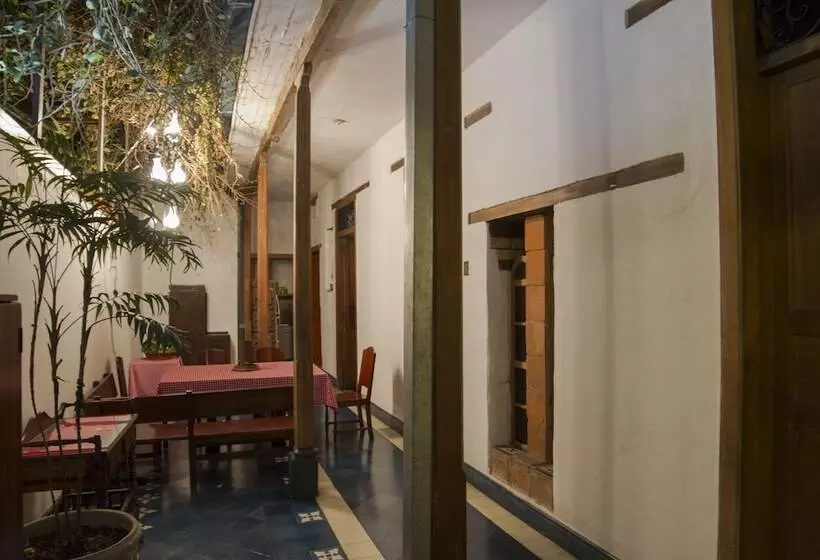 هاستل Posada La Sicilia