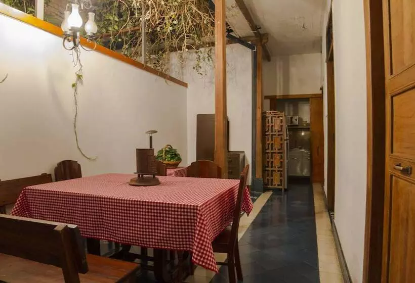 هاستل Posada La Sicilia