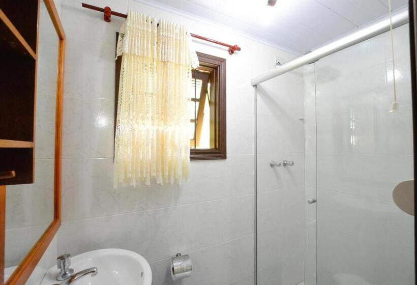 بنسيون Pousada Lago Azul