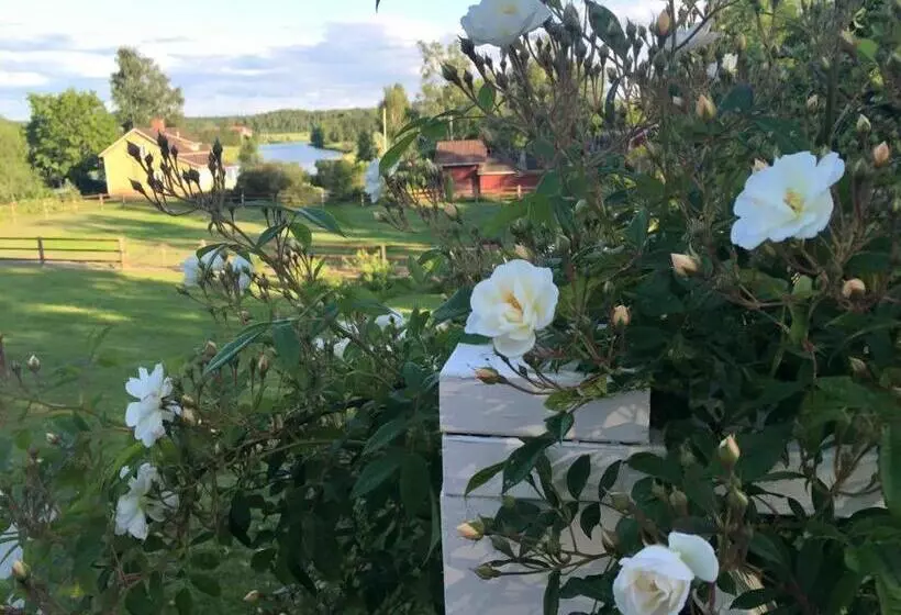 ホテル Tukkilan Tila