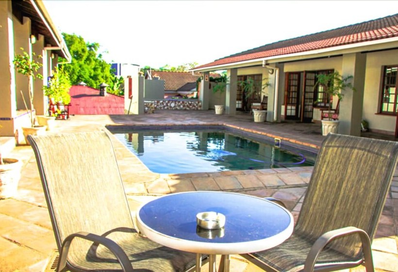 פנסיון Chez Vincent Guest House