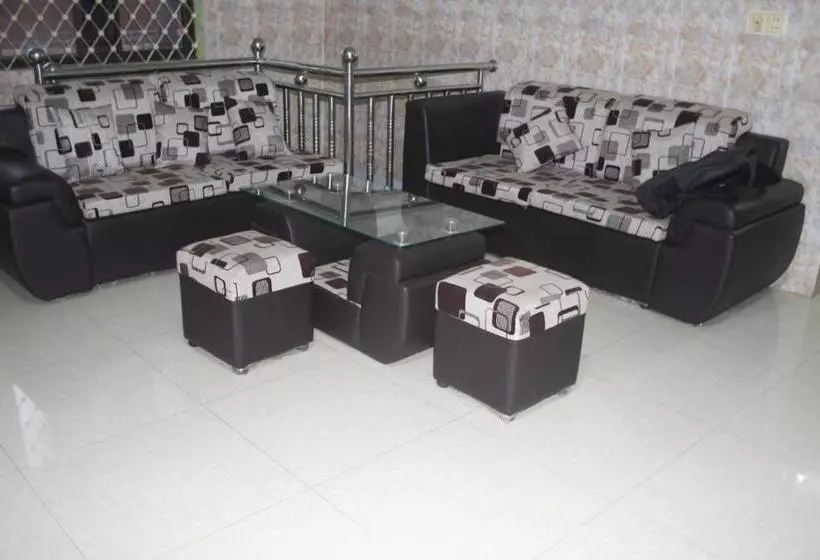 ペンション Dorm Point Hostel Siem Reap  Adults Only