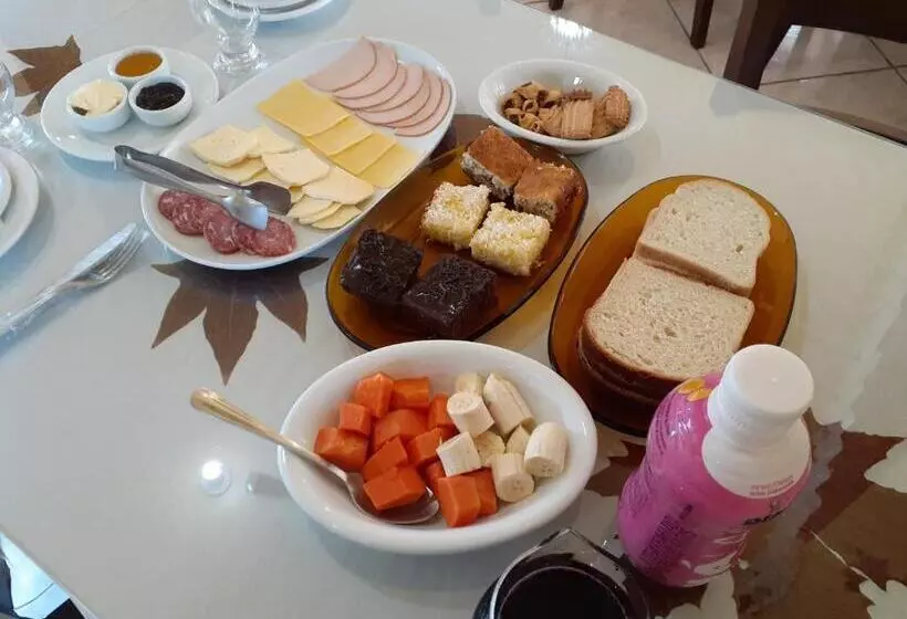 ペンション Pousada Tio Mica