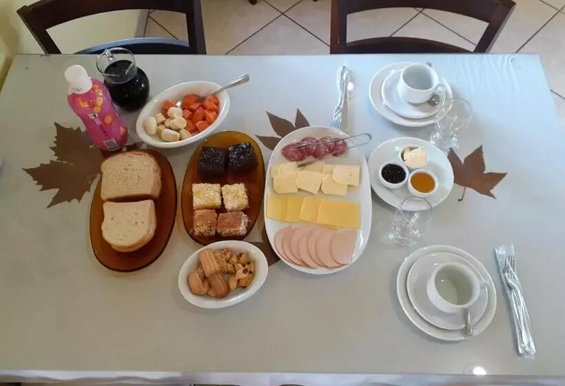ペンション Pousada Tio Mica