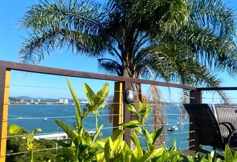 ペンション Pousada Vila De Monaco