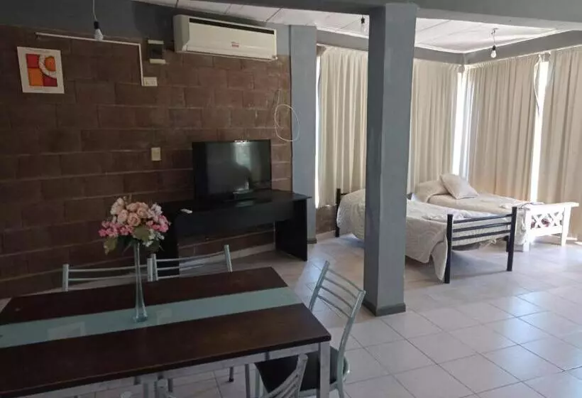 پانسیون Complejo Navi